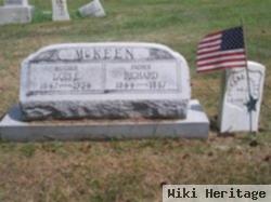 Lois E Hammett Mckeen