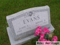 Minnie R Evans