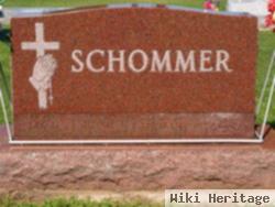 Leo Schommer, Jr