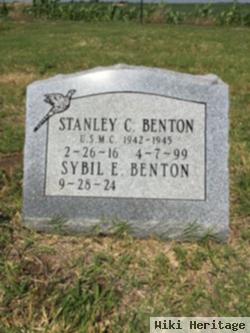 Stanley C Benton