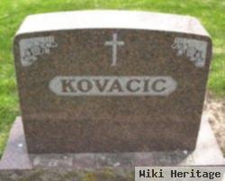 Carl Kovacic