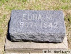 Edna M Davis