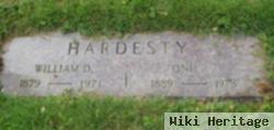 William D Hardesty