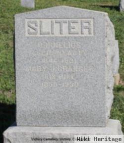 Mary J Granger Sliter