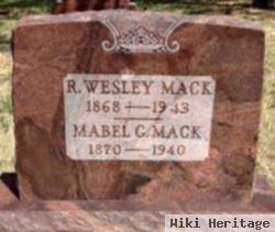 R Wesley Mack