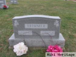 Dorothy M Trimmer