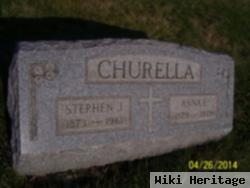 Stephen J Churella