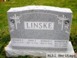 Kenneth R Linske