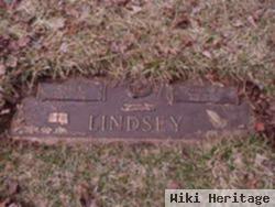 Carl Edward Lindsey