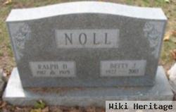 Betty J Noll