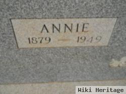 Annie Reneau