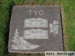 Stephen T. Tyo