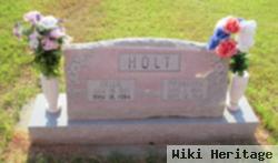 Nellie Holt