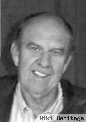 William K "bill" Rowland