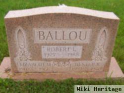 Elizabeth M Ballou