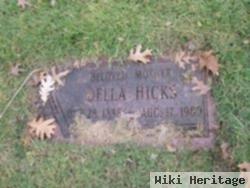 Della Hicks