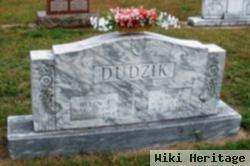 Helen J Modrzewski Dudzik