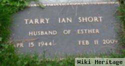 Tarry Ian Short