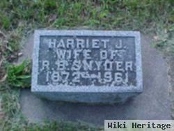 Harriet J Snyder