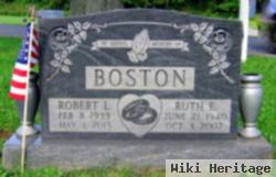 Robert Lee "bob" Boston