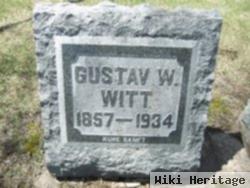 Gustav W Witt