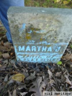 Martha J Bevans