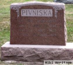 Frank Pivniska