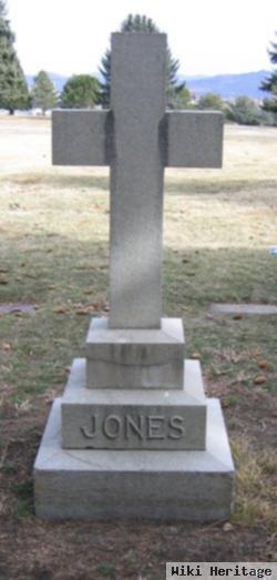 Robert Jones