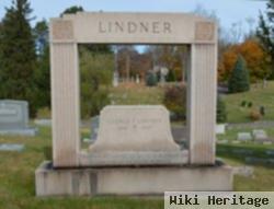 George F Lindner