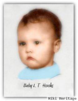 Baby L T Hooks