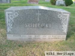 Mary Suhecki