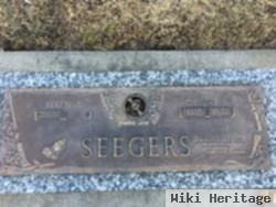 Gilbert Emil Seegers, Jr