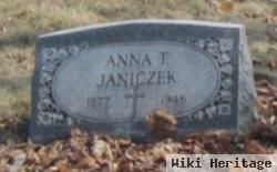 Anna T Janiczek