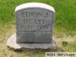 Edwin J Delye