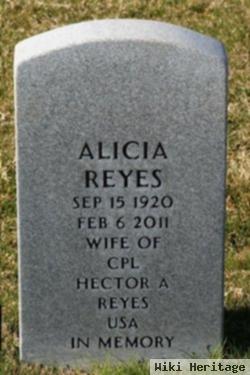 Alicia Reyes