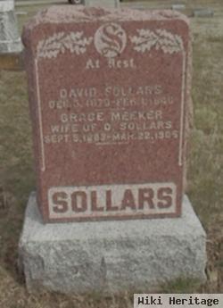 David L Sollars