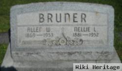 Nellie L Bruner