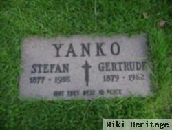 Gertrude Yanko