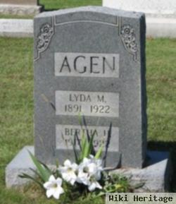 Lyda M Agen