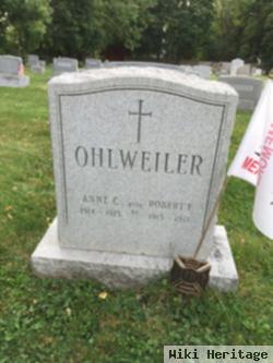 Robert F Ohlweiler