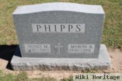 Agnes M Phipps