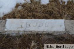 Gertrude "trude" Heinrichs