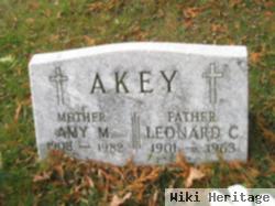 Leonard C Akey