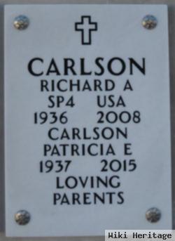 Patricia E "pat" Slosson Carlson