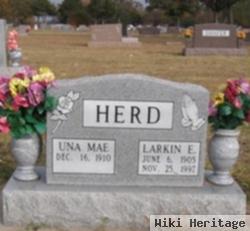 Una Mae Gray Herd