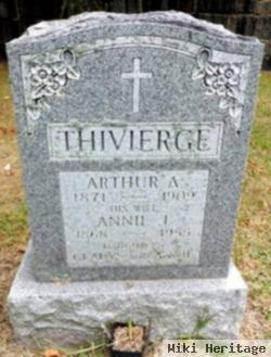 Annie J Thivierge