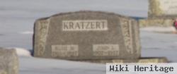 Ruth Erma Maneval Kratzert