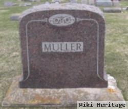 Henry J Muller