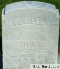 Wendyll T. Holt