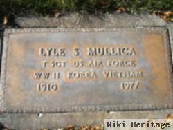 Lyle S Mullica